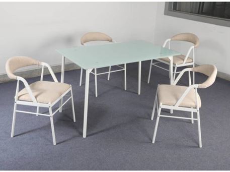 D02090BR - White dining table with matching chairs.