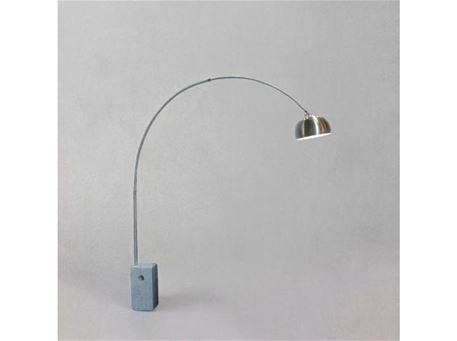 L057 - Decorative floor lamp.